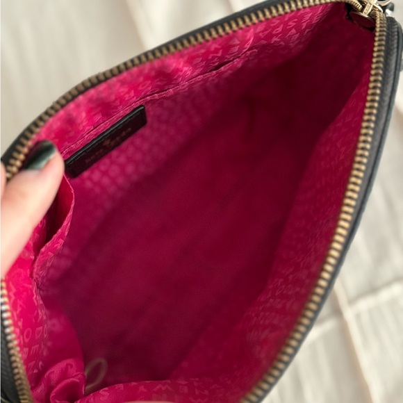 Kate Spade Black Pebbled Leather Crossbody Bag – Hot Pink Lining - Picture 4 of 6